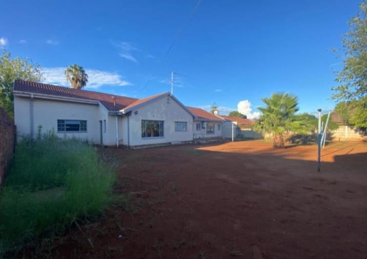 Bedroom Property for Sale in Riviera Northern Cape